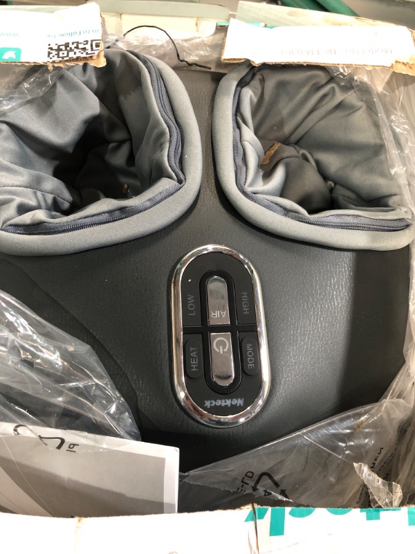 Photo 1 of * used item * powers on *
Nekteck Shiatsu Foot Massager Machine with Soothing Heat, Deep Kneading Therapy