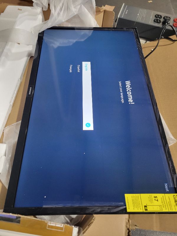 Photo 4 of SAMSUNG 32-inch Class LED Smart FHD TV 1080P (UN32N5300AFXZA, 2018 Model)