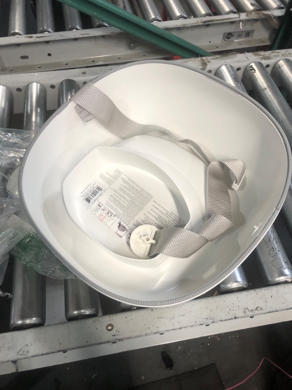 Photo 1 of BabyBjörn Booster Seat, White (069021US), 1 Count (Pack of 1)