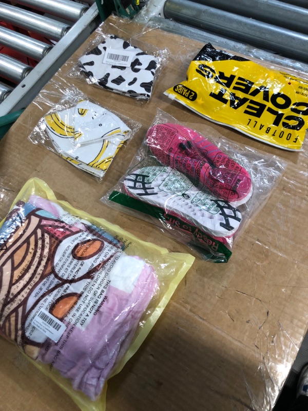 Photo 1 of ***non refundable bundle****
Miscellaneous Clothing Bundle (5 items)