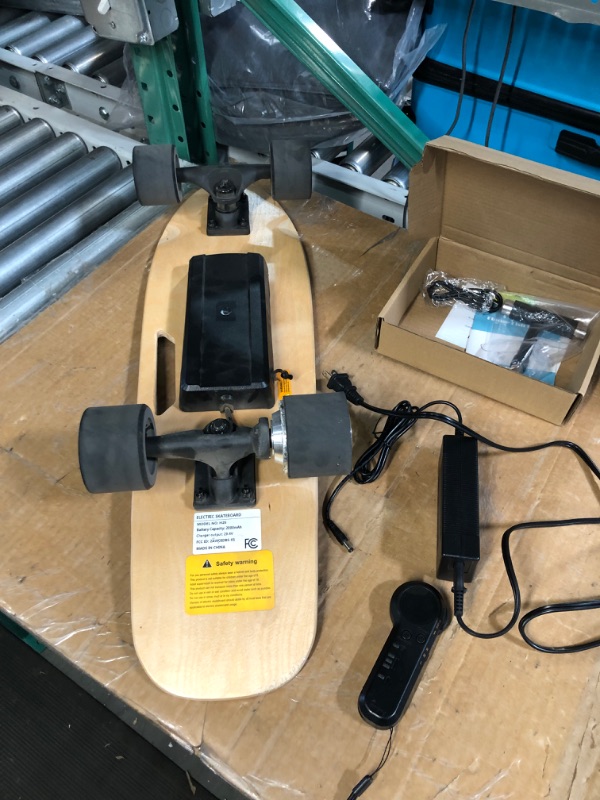 Photo 2 of ****NON FUNCTIONAL****READ NOTES*****
Electric Skateboard with Remote, 350W Electric Skateboards for Adults, 12.4 Mph Top Speed & 8 Miles Range, Electric Longboard for Adults & Teens, Built-in Intelligent BMS, Easy Carry Handle Design