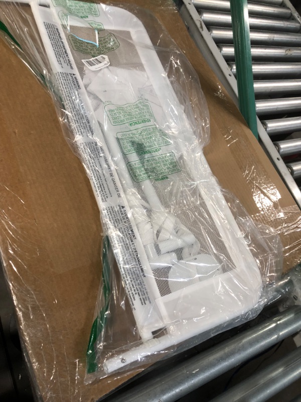 Photo 1 of ***FOR PARTS ONLY***
Dream On Me Lightweight Mesh Security Adjustable Bed Rail with Breathable Mesh Fabric in White
