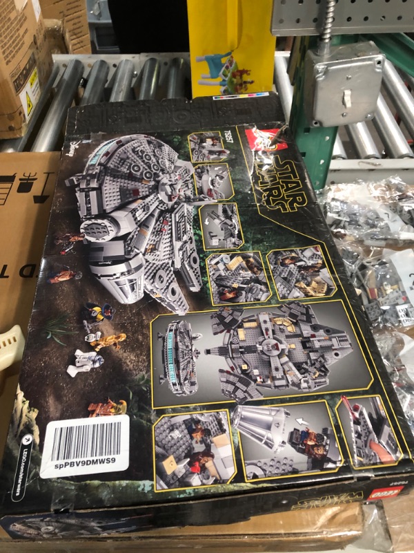 Photo 4 of **READ NOTES****
LEGO Star Wars Millennium Falcon 75257 Starship Construction Set, with Finn, Chewbacca, Lando Calrissian, Boolio, C-3PO, R2-D2 and D-O, The Rise of Skywalker Collection Standard Packaging