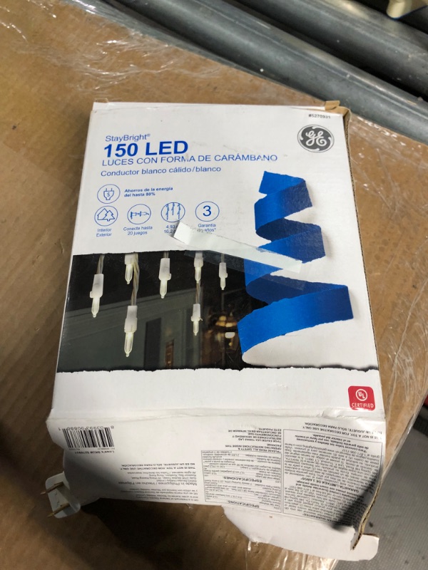 Photo 2 of **READ NOTES****
GE StayBright 150-Count Constant White Mini LED Plug-In Christmas Icicle Lights
