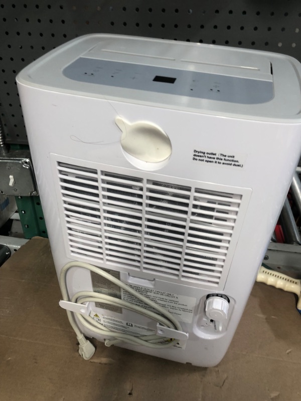 Photo 4 of **FOR PARTS ONLY***READ NOTES
Waykar 80 Pints Energy Star Dehumidifier for Spaces up to 5,000 Sq. Ft at Home, in Basements and Large Rooms with Drain Hose and 1.14 Gallons Water Tank 80 Pints 5000 Sq. Ft