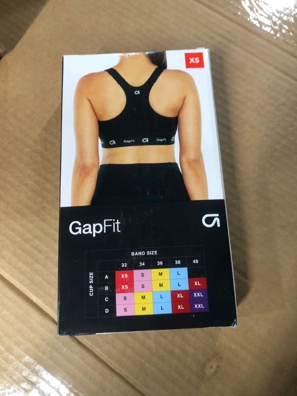 Photo 2 of GAP Fit Women's 4 Way Stretch Moisture Wicking Racerback Sports Bra (XS)
