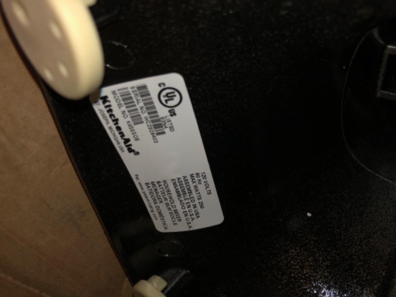 Photo 3 of **FOR PARTS ONLY**** READ NOTES
KitchenAid Classic Series 4.5 Quart Tilt-Head Stand Mixer K45SS, Onyx Black
