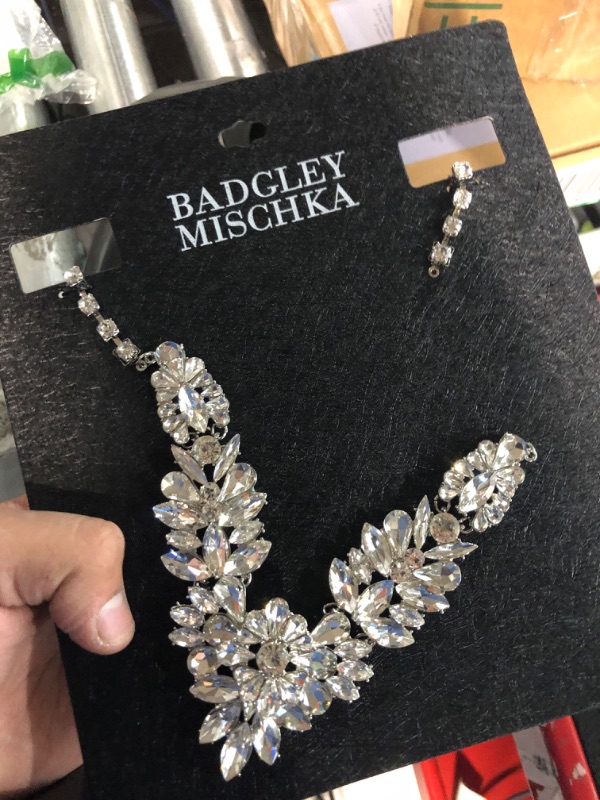 Photo 3 of (DAMAGED BROWKEN FOR PARTS ONLY NON REFUNABLE Badgley Mischka Women's Necklace - Crystal Cluster Design Chunky Elegant Statement Bib Flower Collar Necklace Costume Jewelry