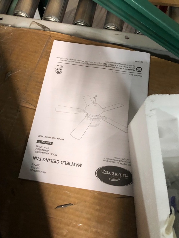 Photo 4 of **READ NOTES****
Harbor Breeze Mayfield 44-in White LED Indoor Flush Mount Ceiling Fan with Light (5-Blade)
