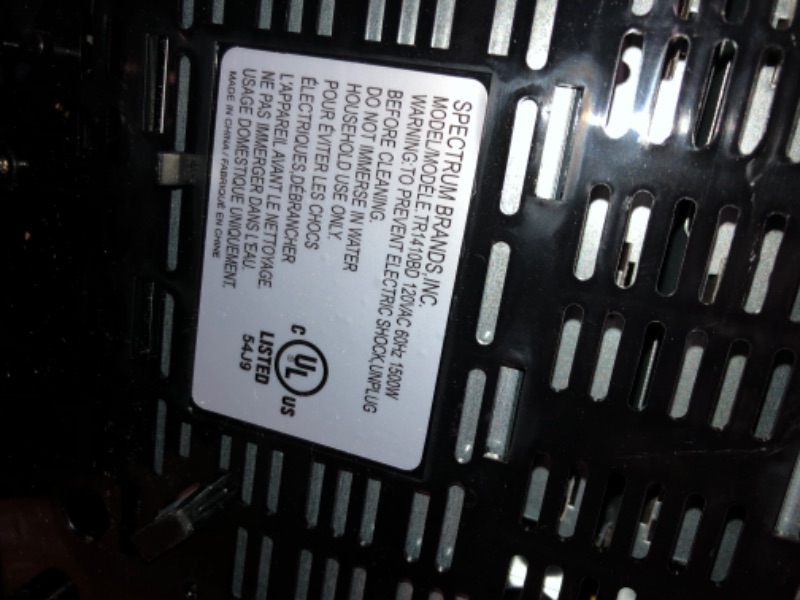 Photo 4 of **FOR PARTS ONLY*** READ NOTES
BLACK+DECKER 4-Slice Toaster, Extra-Wide, Black, TR1410BD