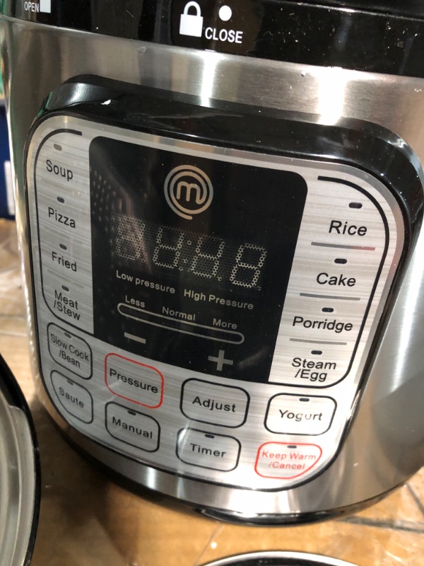 Photo 3 of **FOR PARTS ONLY***** READ NOTES
MasterChef Electric Pressure Cooker 10 in 1 Instapot Multicooker 6 Qt, Slow Cooker, Vegetable Steamer, Rice Maker, Digital Programmable Insta Pot with 18 Cooking Presets, Stainless Steel, Non Stick