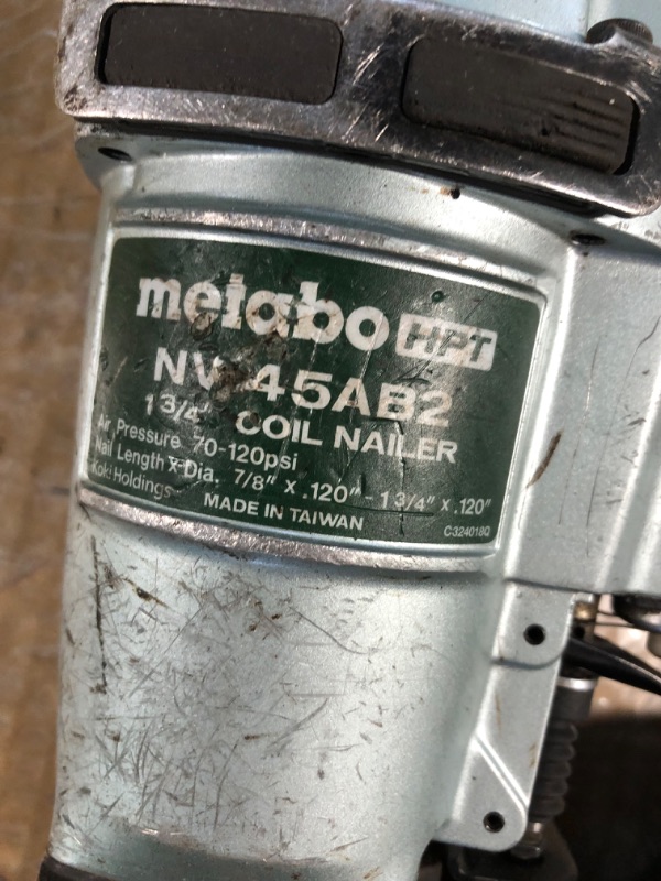 Photo 4 of **FOR PARTS ONLY** read notes
Metabo HPT Roofing Nailer | Pro Preferred Brand of Pneumatic Nailers | 16 Degree Magazine | Accepts 7/8-Inch to 1-3/4-Inch Nails | Ideal for Asphalt Roofing Shingles & Insulation Boards | NV45AB2