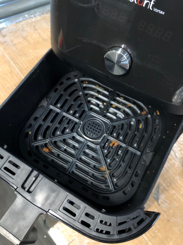 Photo 1 of **FOR PARTS ONLY*** READ NOTES!
Instant Vortex 6 Quart Air Fryer Oven, 4-in-1 Functions, From the Makers of Instant Pot, Customizable Smart Cooking Programs, Nonstick and Dishwasher-Safe Basket, App With Over 100 Recipes 6QT Vortex
