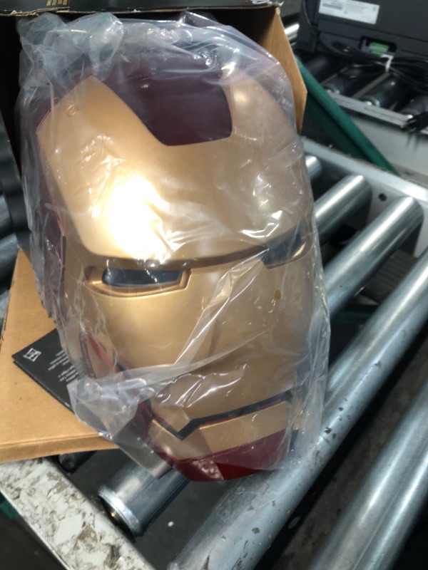 Photo 3 of Avengers Marvel Legends Iron Man Electronic Helmet - Multicolor Characters