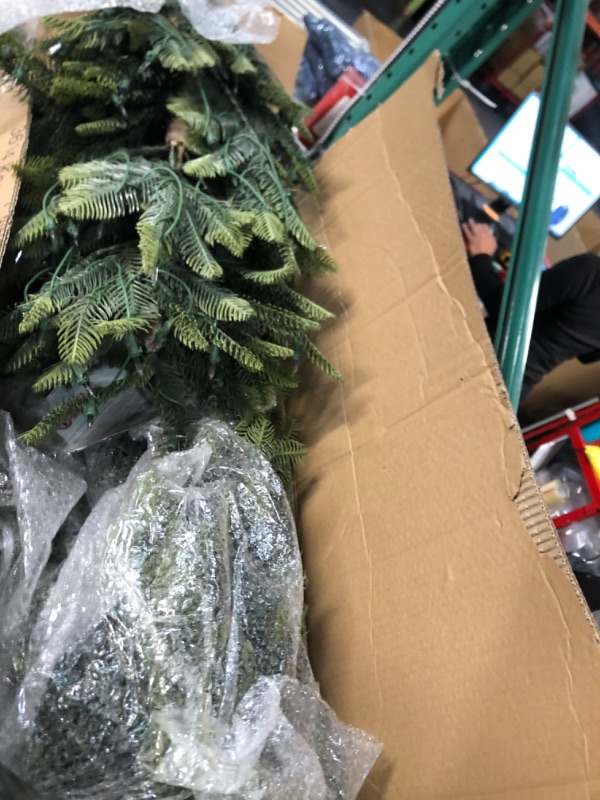 Photo 4 of ***READ NOTES***Puleo International 7.5 Foot Pre-Lit Balsam Fir Artificial Christmas Tree with 800 Clear Lights 7.5' Balsam Fir