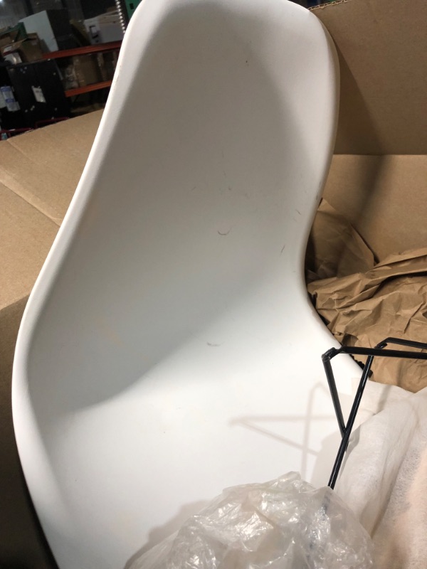 Photo 1 of ***MISSING LEGS***Flash Furniture Elon Series White Plastic Chair with Wooden Legs White 1 Pack