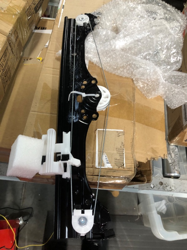 Photo 2 of Front Passenger Side Window Regulator Assembly With Motor For 2012-2017 Fi-at 500