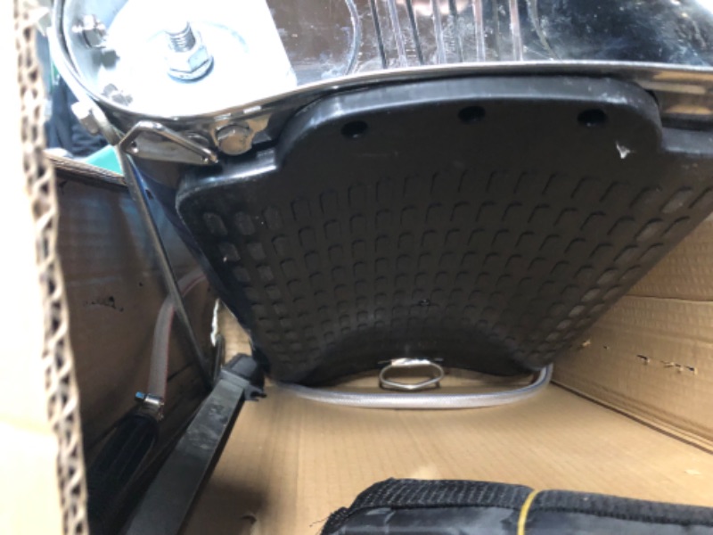 Photo 1 of **SEE NOTES/NON-REFUNDABLE FOR PARTS**
CLICIC Stainless Steel Sprayer Professional with Backpack (4 Gallon)