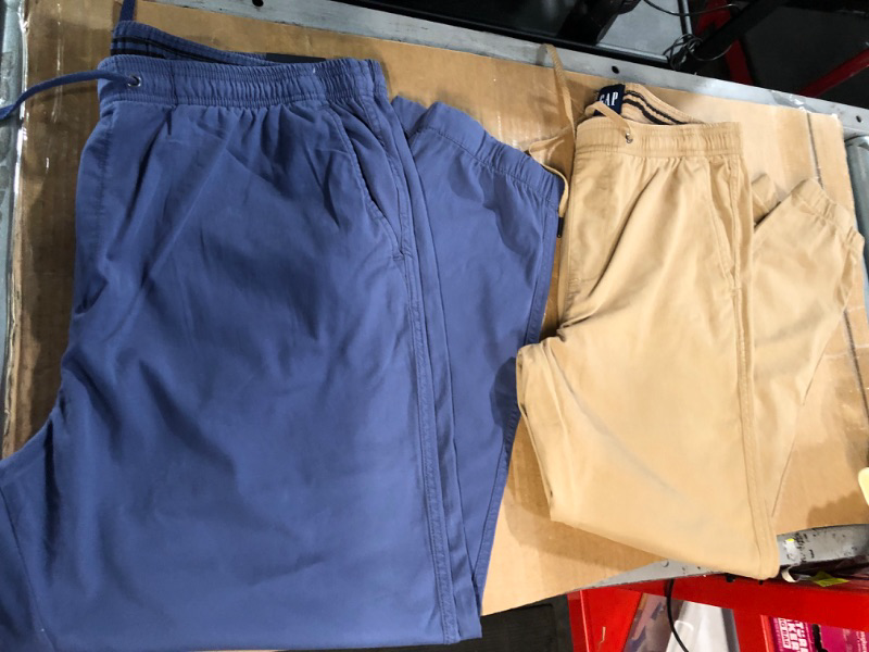 Photo 1 of GAP MENS JOGGERS BUNDLE