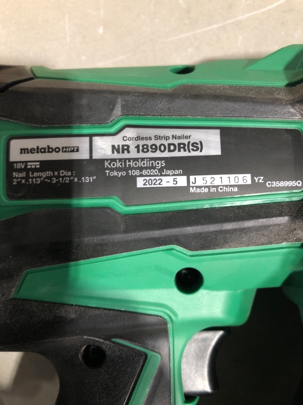 Photo 4 of  * will not charge * sold for parts/repair * 
Metabo HPT Cordless Framing Nailer Kit, 18V, Brushless Motor, 2" Up To 3-1/2" Framing Nails