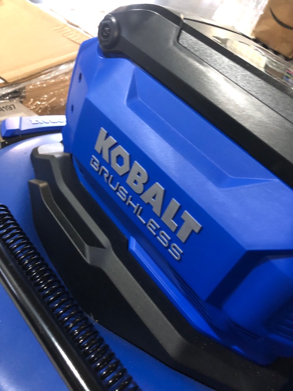 Photo 2 of (READ NOTES) Kobalt 40-volt Max 20-in Cordless Push Lawn Mower 5 Ah
