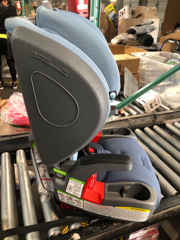 Photo 4 of Britax Grow with You ClickTight+ Harness-to-Booster, Blue Ombre SafeWash ClickTight Plus Blue Ombre