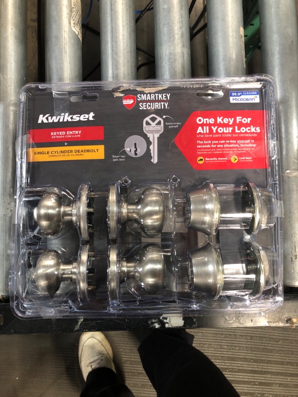 Photo 2 of (READ NOTES) Kwikset Series Cove Satin Nickel Smartkey Exterior Single-cylinder deadbolt Combined Door Knob Contractor Pack with Antimicrobial Technology (4-Pack)
