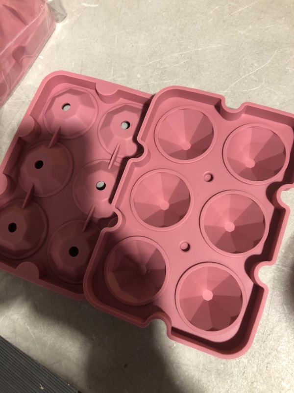 Photo 2 of * used * see all images * 
Silicone Ice Cube Trays 