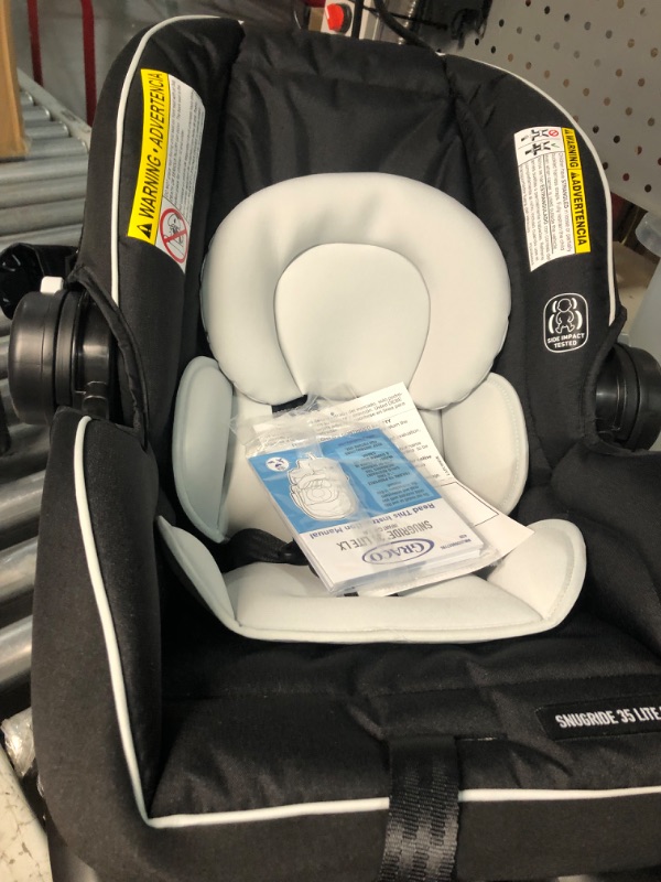 Photo 3 of ***USED - DIRTY***
Graco SnugRide 35 Lite LX Infant Car Seat, Studio SnugRide 1 Count (Pack of 1) Studio