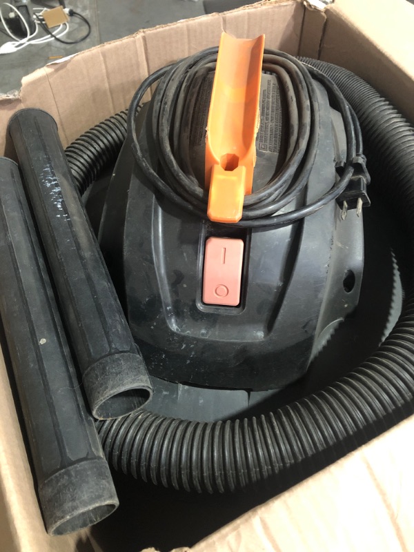 Photo 2 of * item sold for parts only *
RIDGID 6 Gallon 3.5 Peak HP NXT Wet/Dry Shop Vacuum with Filter, Locking Hose and Accessories