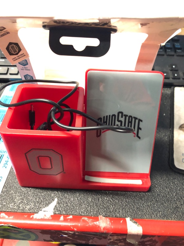 Photo 2 of NCAA Ohio State Buckeyes Wireless Charging Pen Holder
