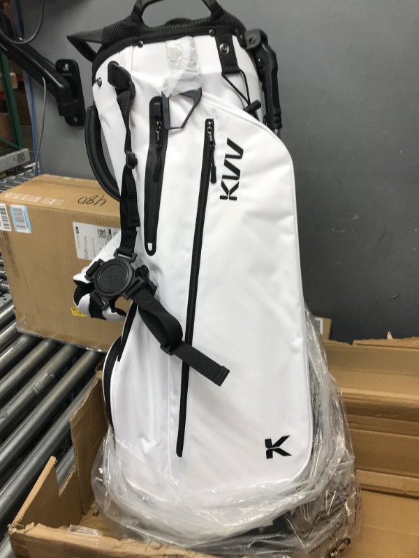 Photo 2 of 
KVV Lightweight Golf Stand Bag with 7 Way Full-Length Dividers, 5 Zippered Pockets, Automatically Adjustable Dual Straps?Elegant Design
Color:White