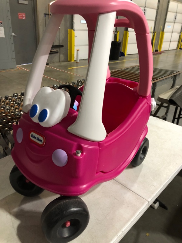 Photo 3 of **USED*****
Little Tikes Princess Cozy Coupe (Magenta) For Girls and Boys Ages 1 Year 