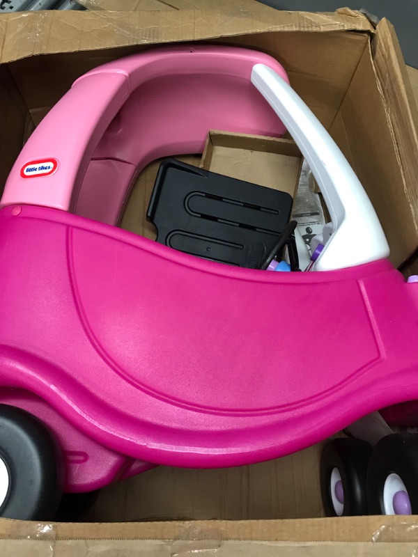 Photo 2 of **USED*****
Little Tikes Princess Cozy Coupe (Magenta) For Girls and Boys Ages 1 Year 