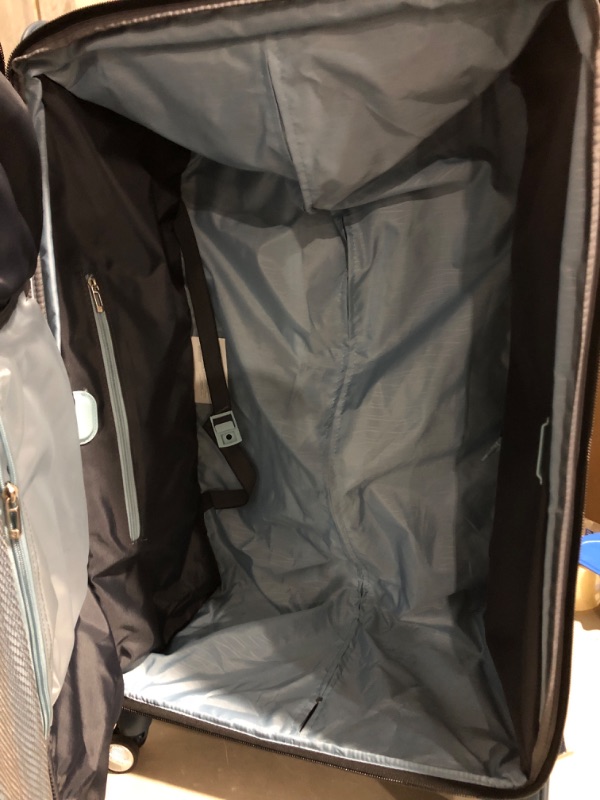 Photo 3 of ***USED - NO PACKAGING - DAMAGED - SEE COMMENTS***
Samsonite Solyte DLX Softside Expandable Luggage with Spinner Wheels, Mediterranean Blue, Checked-Large 29-Inch