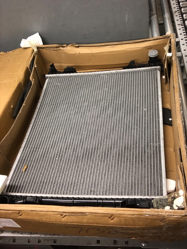 Photo 1 of DNA Motoring OEM-RA-13064 OE Style Aluminum Cooling Radiator Replacement Compatible with 08-16 Grand Caravan/Town & Country, 24-1/16" W X 20-11/16" H X 1-1/4" D, 1-1/2" Inlet, 1-1/2" Outlet 08-16 Grand Caravan AT