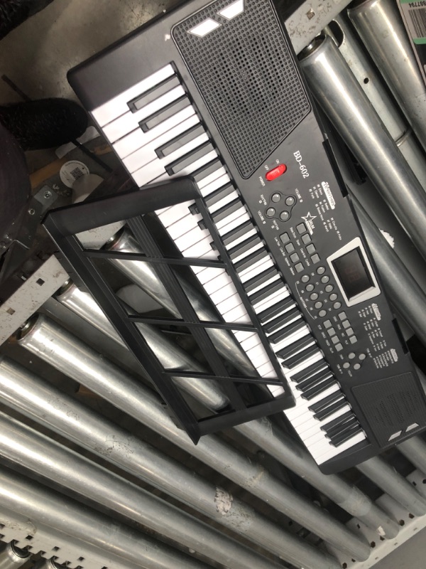 Photo 1 of 61 Key electronic Keyboard 