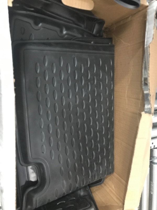 Photo 2 of 2017 - 2024 Chrysler floor mats black 