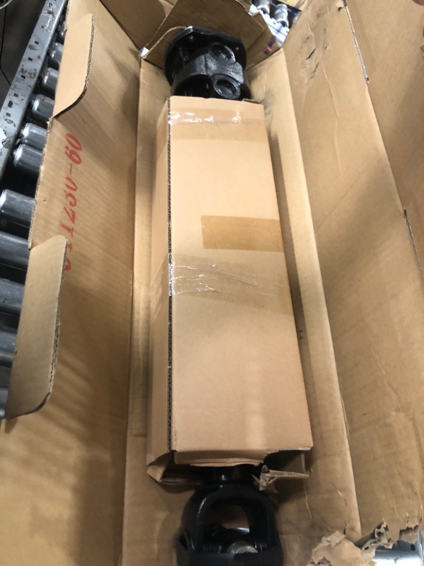 Photo 1 of Cardone 65-9318 Remanufactured Driveshaft Prop Shaft