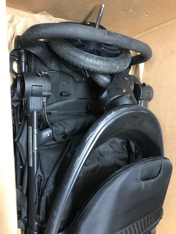 Photo 2 of britax stroller (blaack)