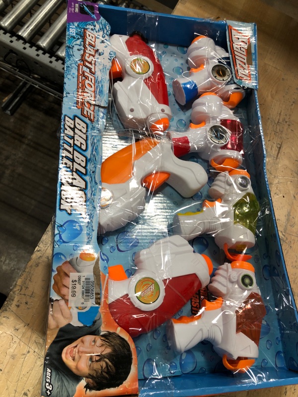 Photo 2 of BANZA BLAST FORCE KIDS WATER GUNS SET