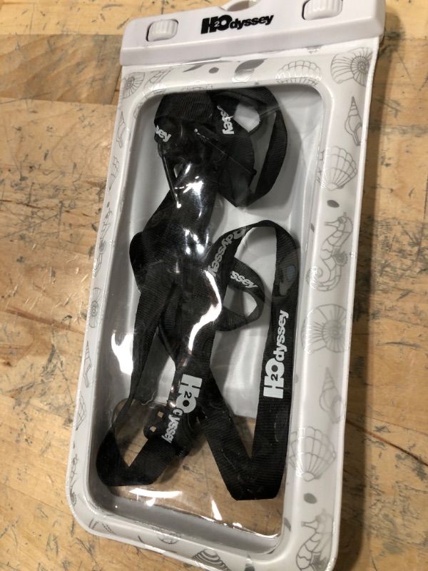 Photo 1 of H2Odyssey Floating Phone Pouch
