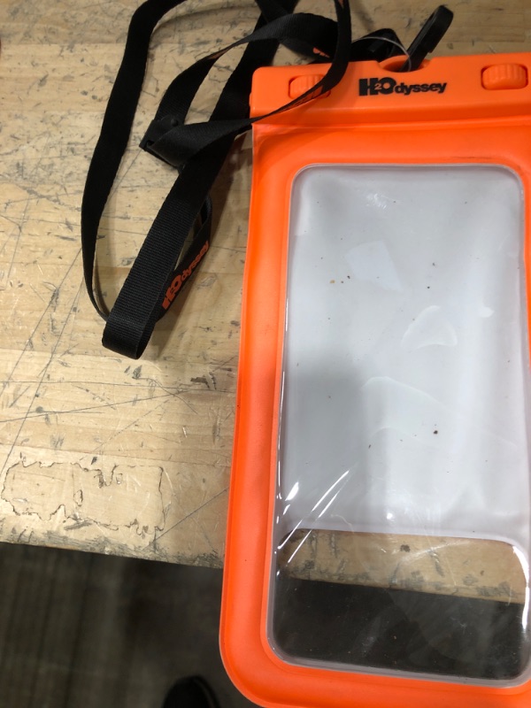 Photo 1 of H2Odyssey Floating Phone Pouch
