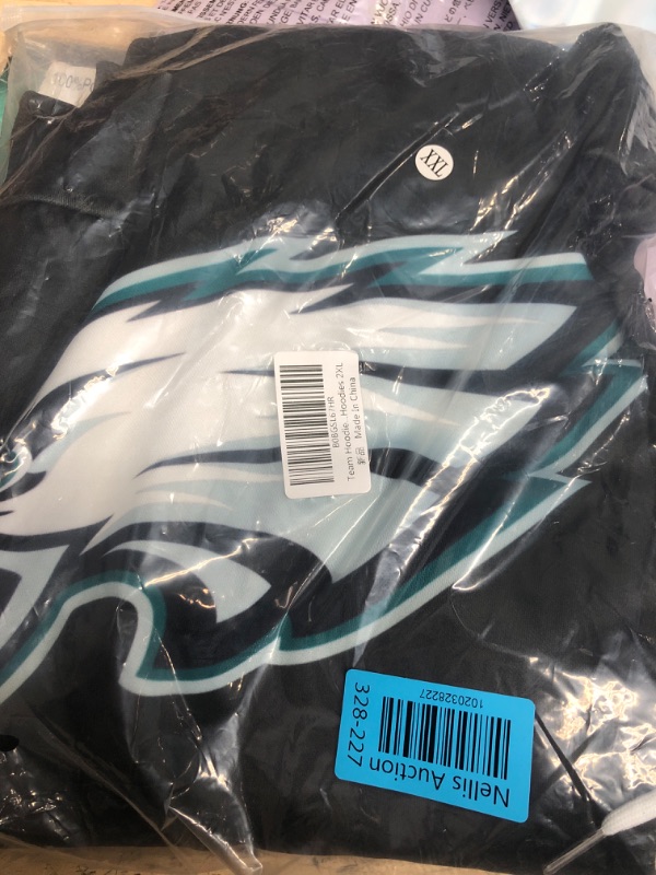 Photo 1 of 2XLARGE PHILADELPHIA EAGLES HOODIE