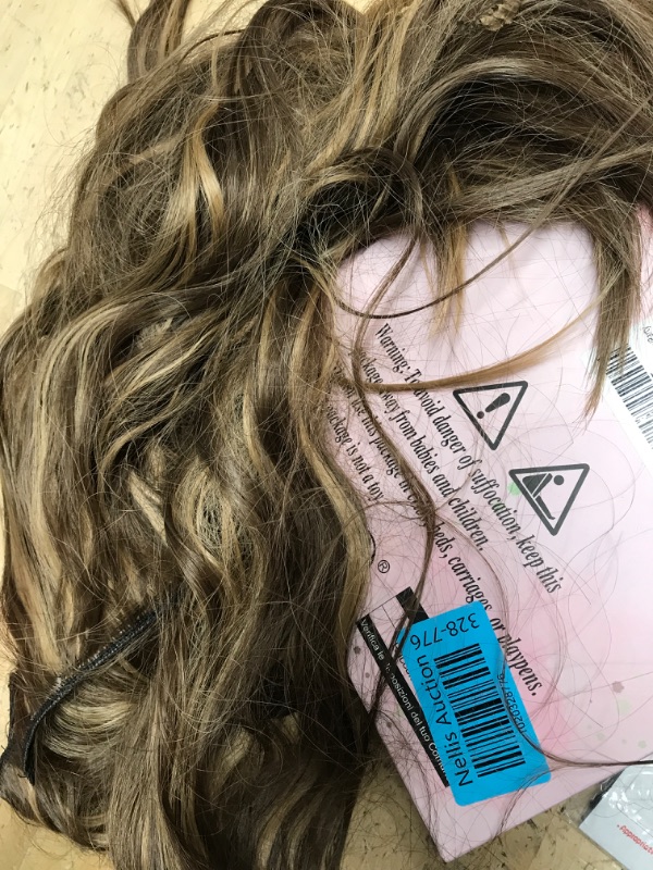 Photo 1 of 4 piece hair extensions