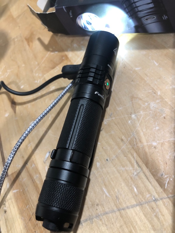 Photo 3 of Fenix PD25R EDC Flashlight, 800 Lumen USB-C Rechargeable Dual Switch Pocket Size Lightweight with LumenTac Organizer
