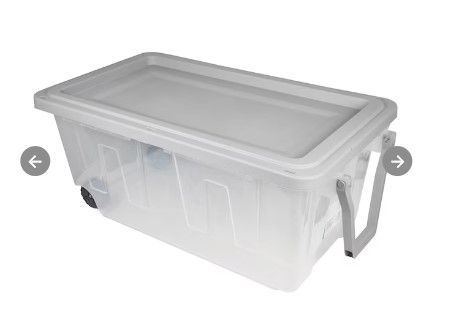 Photo 1 of *READ NOTES* Project Source Large 40-Gallons (160-Quart) Clear Heavy Duty Rolling Tote with Standard Snap Lid

