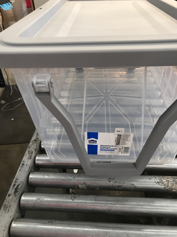 Photo 3 of *READ NOTES* Project Source Large 40-Gallons (160-Quart) Clear Heavy Duty Rolling Tote with Standard Snap Lid
