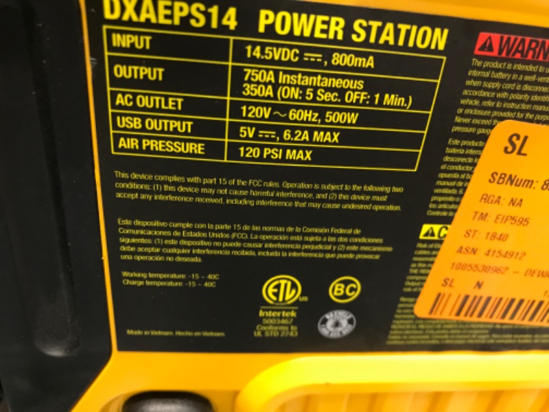 Photo 4 of ***POWERS ON - UNABLE TO TEST FURTHER***
DEWALT 1600 Peak Amp Automotive Jump Starter, Portable Power