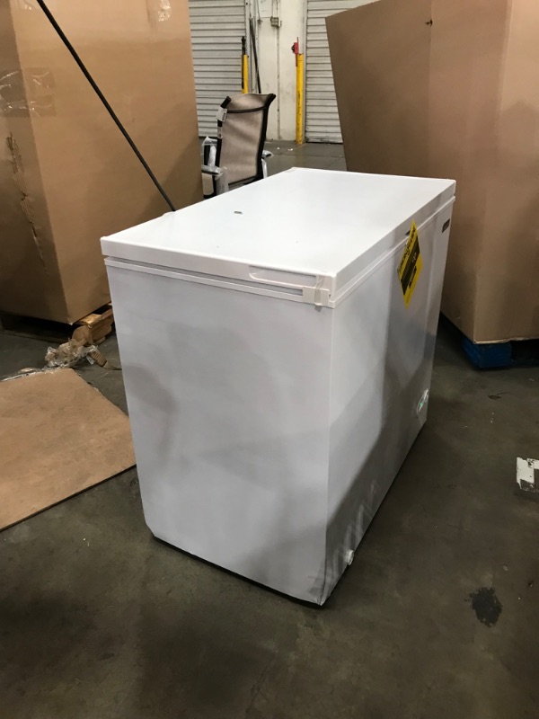 Photo 6 of 7.0 cu. ft. Chest Freezer in White